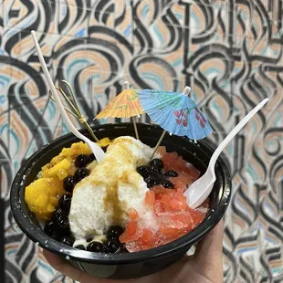 Fresh taro milk ice! Yummy!