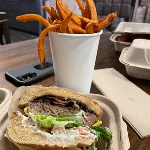 Bacon cheeseburger &amp; sweet potato fries