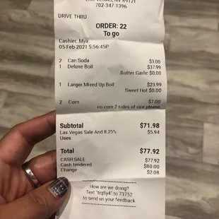 Charged me $7 for 2 sides of rice. Then they substituted my rice that did not have for their $1 cup of nasty gumbo!