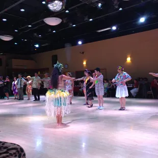 10-25-14 Luau Dinner Dance with entertainment