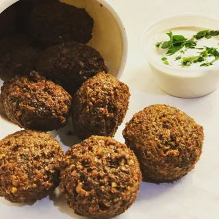 12 Falafels