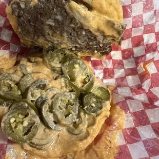 Burger with bacon and jalapeños