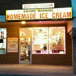 It may not look like much, but this is a great little ice cream shop!