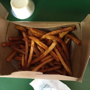 Spicy Parmesan fries