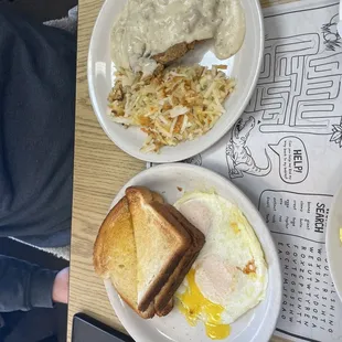 Country fried steak, eggs, hash browns and toast