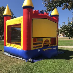 We just arrived to the park and set up our bounce house right before Marcus' birthday party