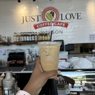 Caramel Latte with Oatmilk