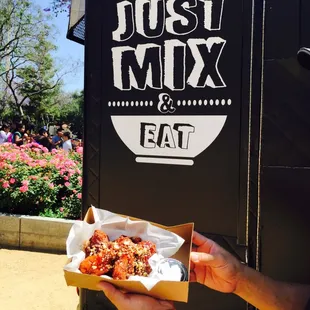 JME chicken wings were so tasty!