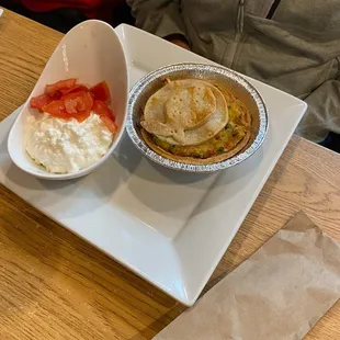 Chicken pot pie with cottage cheese and tomato
