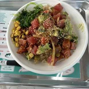 Hawaiian poke bowl