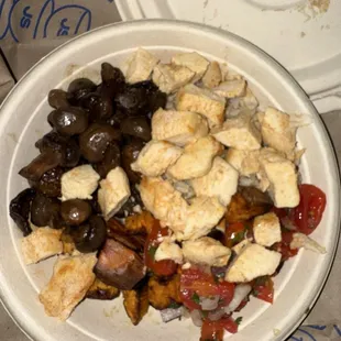 Chicken, tomato, rice, mushrooms, squash