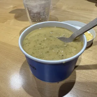 Small Broccoli Cheddar Soup