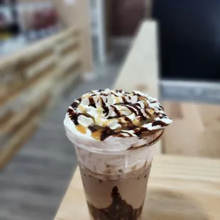 Kahlua chip Frappuccino
Creamy Kahlua chip ice cream, Classic Roast coffee, delicious whipped cream with Drizzle of caramel and chocolate