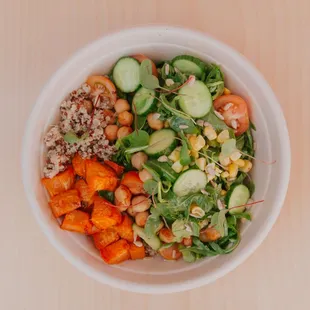 Farmers Market bowl.
Quinoa, arugula and rotating farmers market veggies.