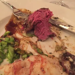 Cold cauliflower purée, 2 small pieces "roasted" cauliflower, coarsly chopped asparagus