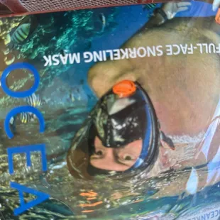 This is a full face mask.With  the snorkel