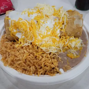 a plate of mexican food