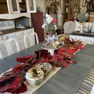 Dining room set furniture with holiday tablescape