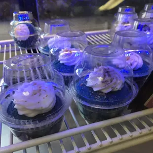 cupcakes, food, dessert