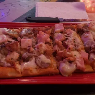 Meatlovers pizza medium size