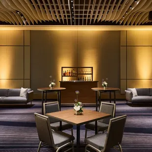 Flora Ballroom Reception Staging