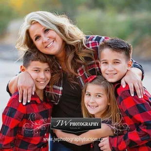 Tucsons best photographer in Tucson Arizona. Www.jwphotographytucson.com 520-730-8697