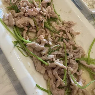 Stir Fry Shredded Pork with Cilantro
