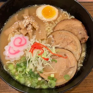 R05-Shoyu Ramen