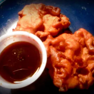 Tamarind chutney gives a little more flavor to the Pakora