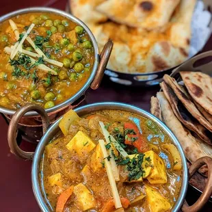 Aloo Mutter &amp; Kadhai Paneer | Instagram: @telephonesmoothie