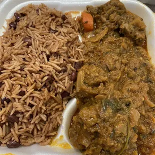 Legume with beef. It come with side of rice.