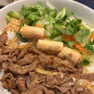 Beef vermicelli with egg roll