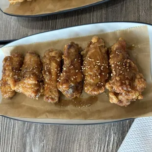 Chicken wings with soy garlic sauce