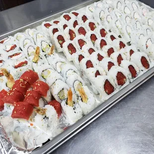 sushi, food, sashimi, sushi and sashimi