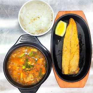 Grilled Mackerel with Soybean Stew/고등어+된장찌개