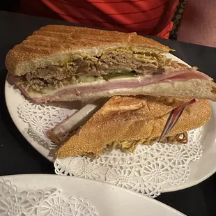 Cuban sandwich