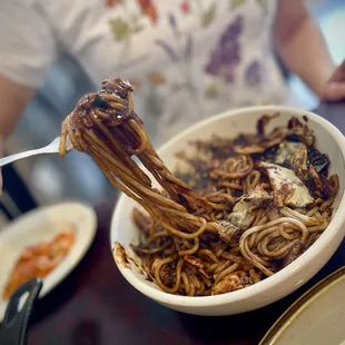 ramen and noodles, food