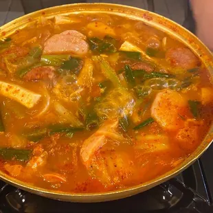 I 1 spicy sausage stew (army stew)