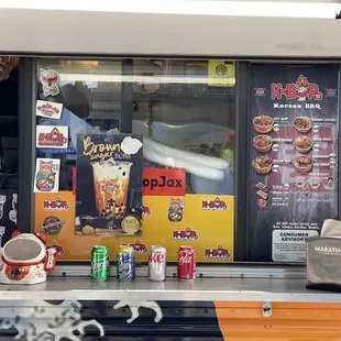 sushi and sashimi, interior