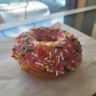 Sprinkle donuts