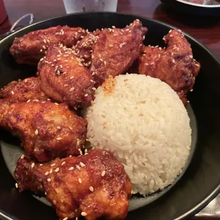 food, chicken wings, chicken wings and fried chicken, bbq wings, chicken, bbq chicken, fried chicken wings, fried chicken, poultry