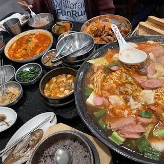 Budae Jjigae for Three / 3