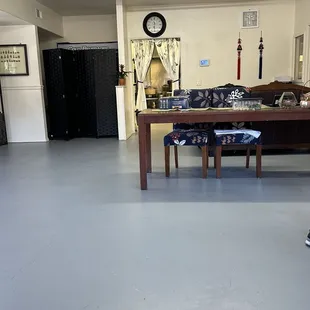Main area. To-go only