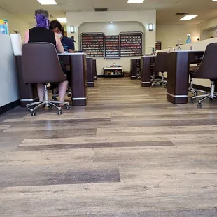 Large Salon &amp; Spa