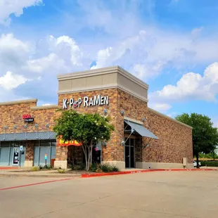 K-Pop Ramen, new in Legacy &amp; Lebanon Center, west side of Frisco, Texas  Chef is good!