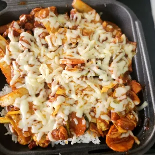 Cheesy spicy chicken