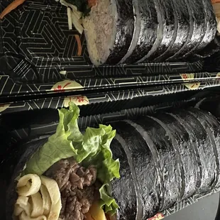 1 tuna kimbap / 1 bulgogi kimbap