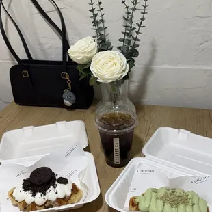 Oreo croffle and matcha croffle
