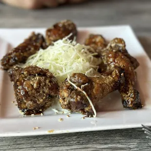 food, fried chicken wings, poultry, bbq wings, chicken wings, fried chicken, bbq chicken, chicken wings and fried chicken, chicken