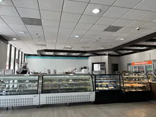 Fortuna Bakery-Store